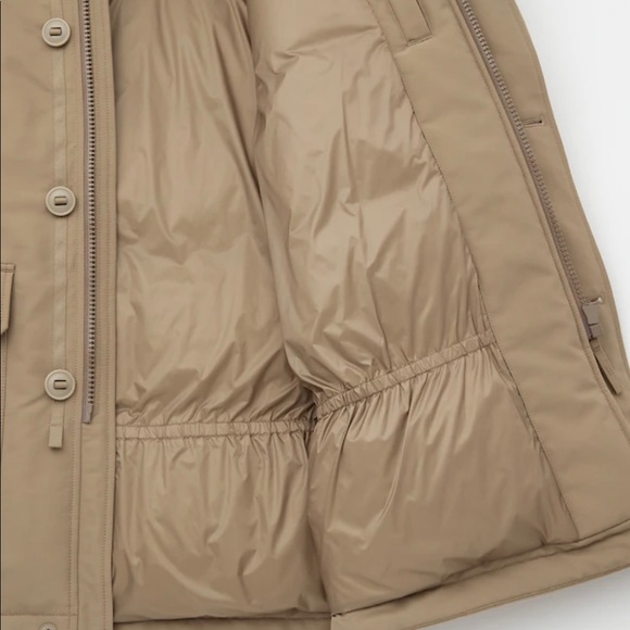 (SOLD) Uniqlo Hybrid Down coat - Picture 9 of 11